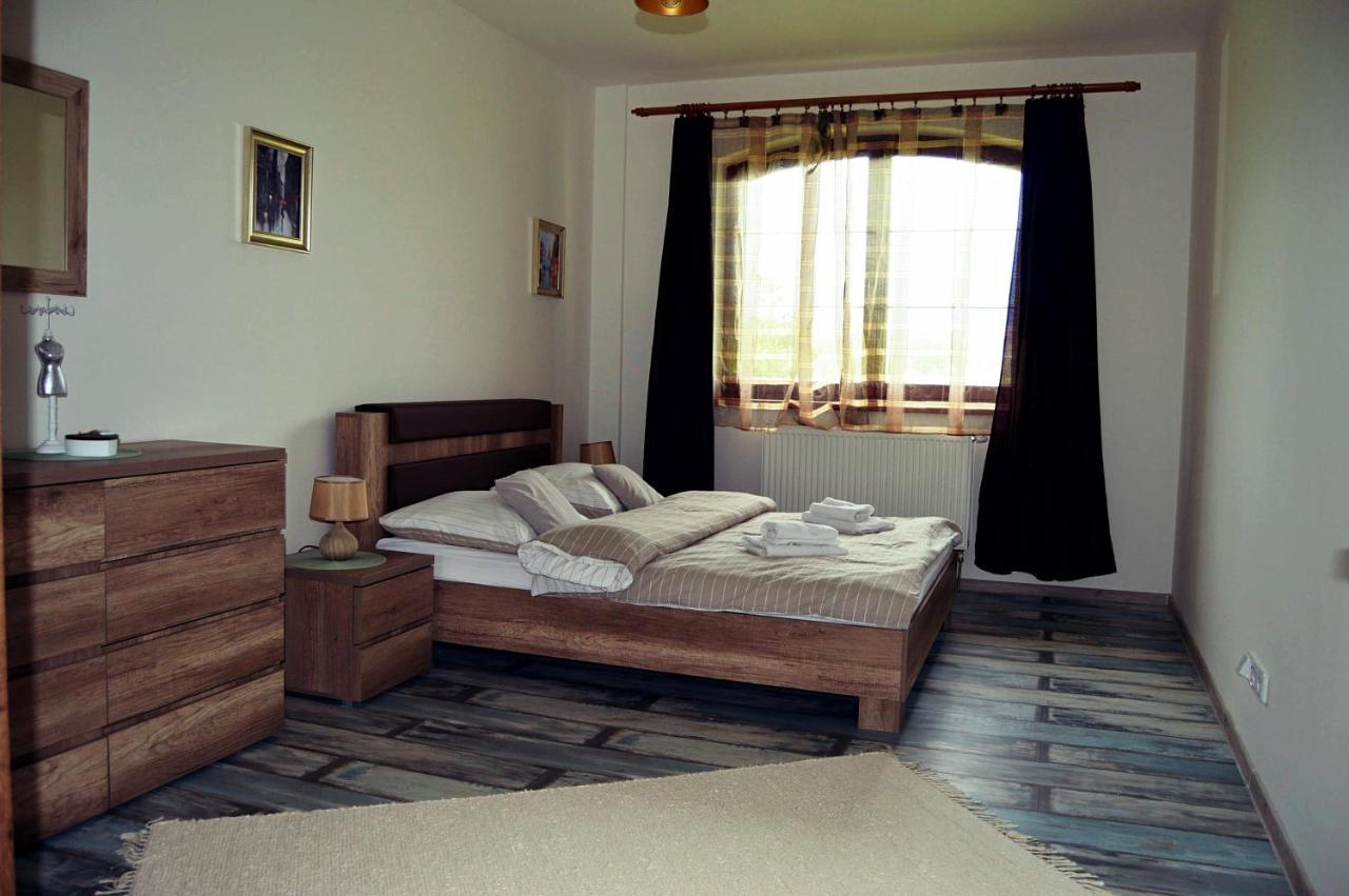 U Stareho Jastera Apartment Велка Ломница Екстериор снимка